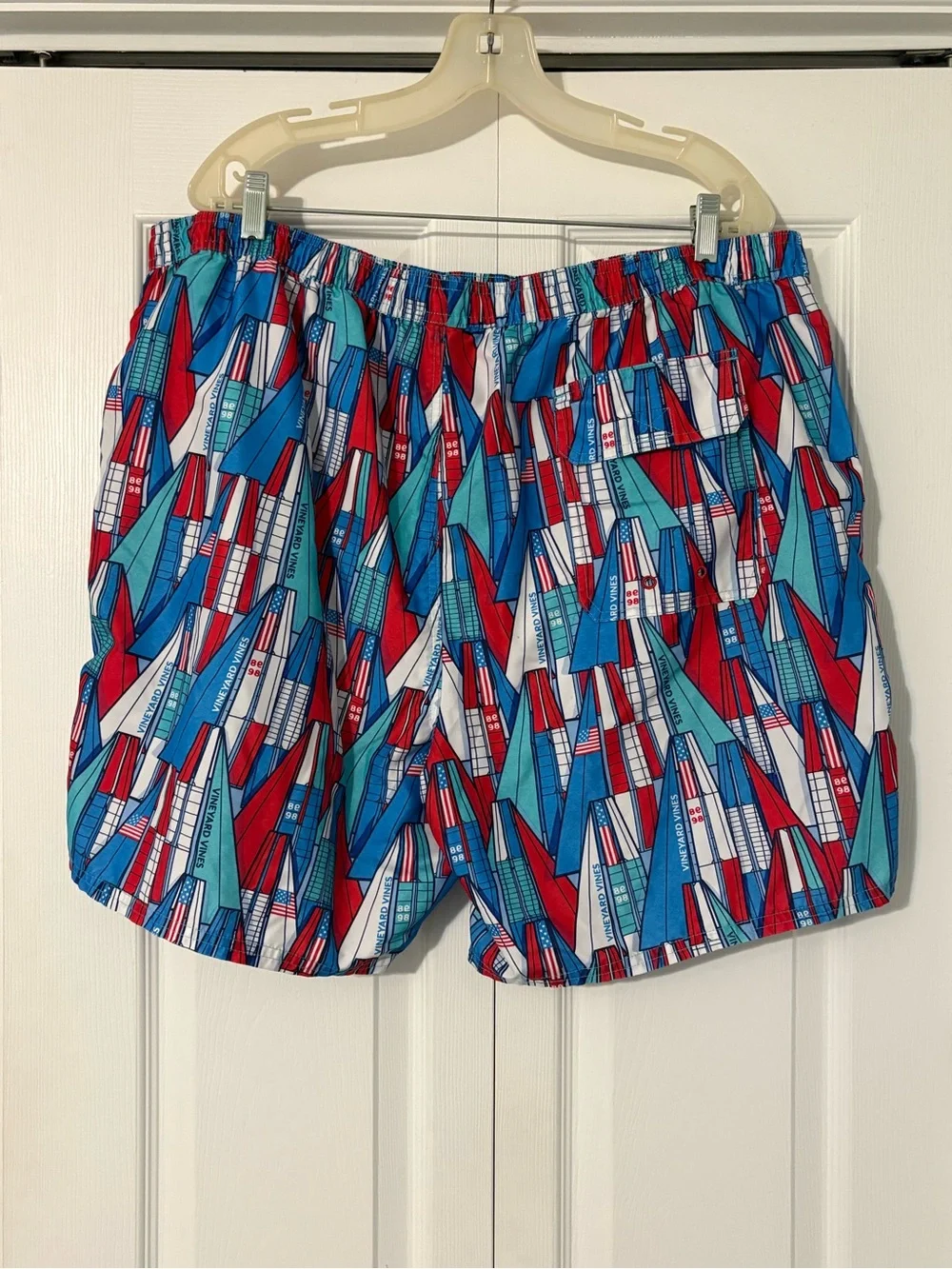 Vineyard Vines Men's Chappy Swim Trunks